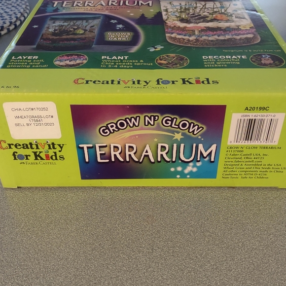 Creativity For Kids Glow N’ Grow Terrarium - Picture 3 of 3